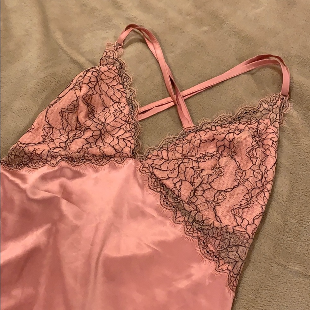 Gillgan & O’Malley Satin Chemise - size XL